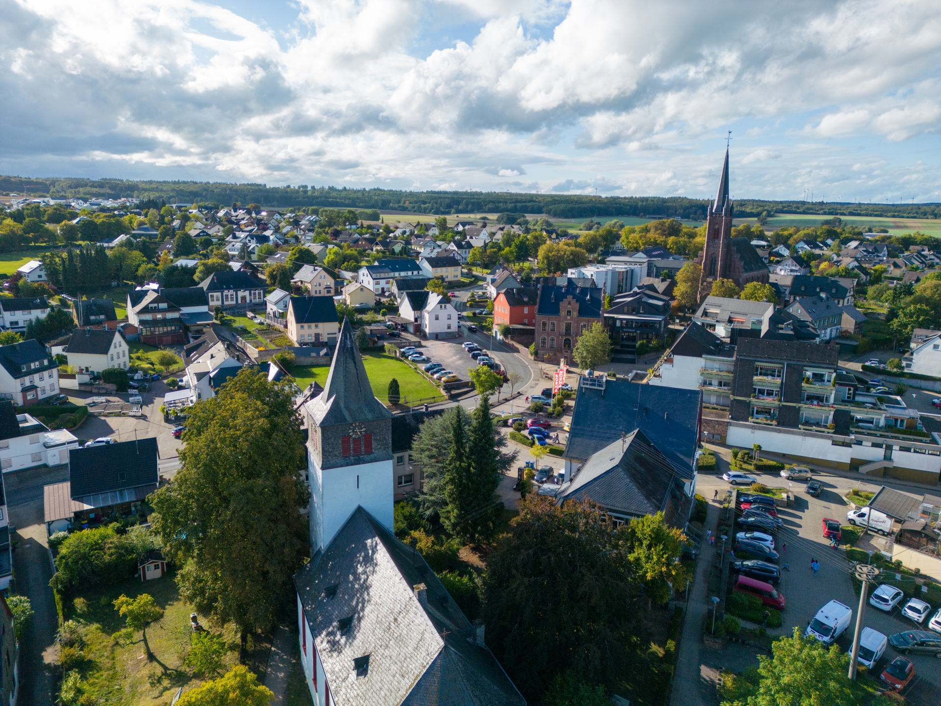 Drohnenansicht auf die Stadt Rheinböllen